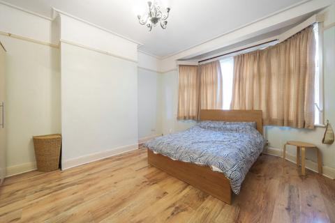 4 bedroom semi-detached house for sale, Gunnersbury Lane, Acton, W3