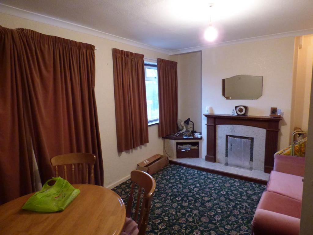 Living room 1