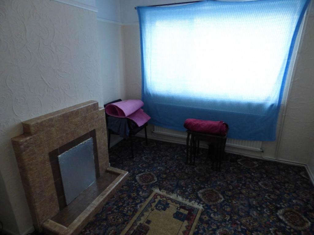 Living room 2