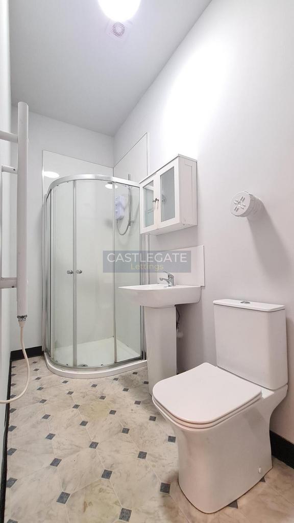 Science House, Flat 10, 9 Bath Street, Huddersfiel