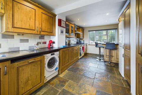 4 bedroom house for sale, Burwood Road, Hersham, Walton-On-Thames