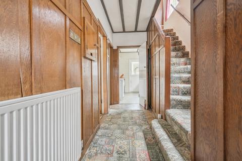 4 bedroom semi-detached house for sale, George V Avenue, Pinner, HA5