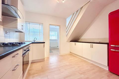 2 bedroom terraced house to rent, Duke Street , Cheltenham GL52