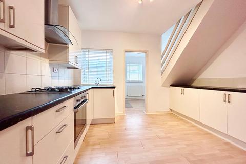 2 bedroom terraced house to rent, Duke Street , Cheltenham GL52