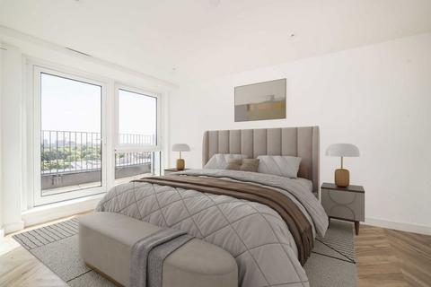 2 bedroom flat for sale, Heritage Walk, Kingston Upon Thames KT1