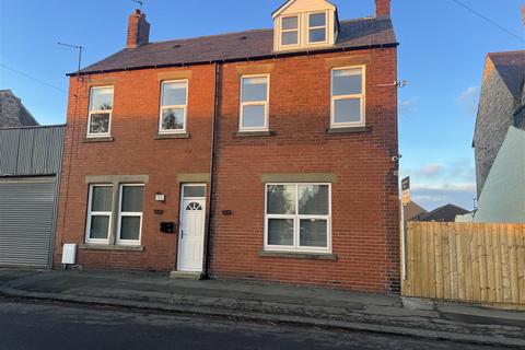 5 bedroom detached house to rent, Red Row