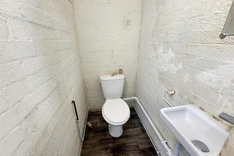 undefined, Arundel Close, London