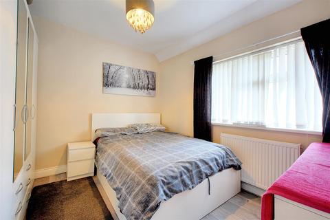 3 bedroom terraced house for sale, Southwold Drive, Nottingham