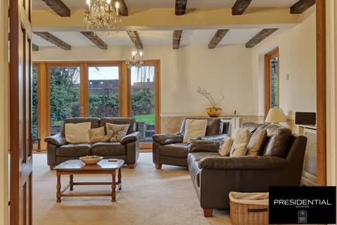 36 Wellfields, Loughton, IG10 1NY