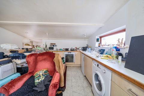 34 Kingsley Place, London, N6 5EA