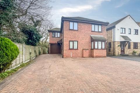 4 bedroom detached house for sale, Green Lane, Leigh-on-Sea SS9