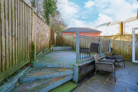 19 Etchingham Drive, St Leonards-on-sea, TN38 9AB