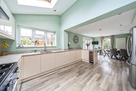 4 bedroom detached house for sale, Winterhill Way, Guildford GU4