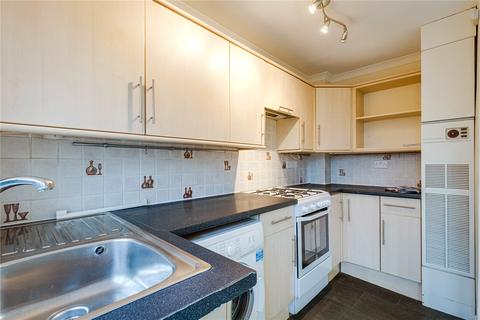 2 bedroom end of terrace house to rent, Willmore End, London, SW19