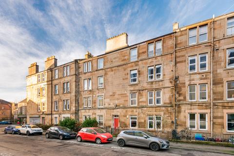 38/5 Caledonian Crescent, EH11 2AG