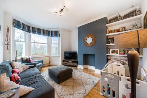 2 bedroom flat for sale, Helix Gardens, Brixton