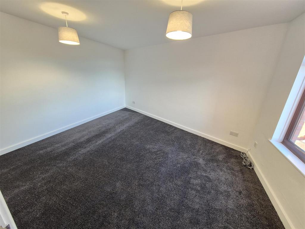 Lounge 2.jpg