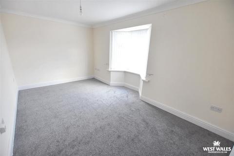 undefined, London Road, Pembroke Dock