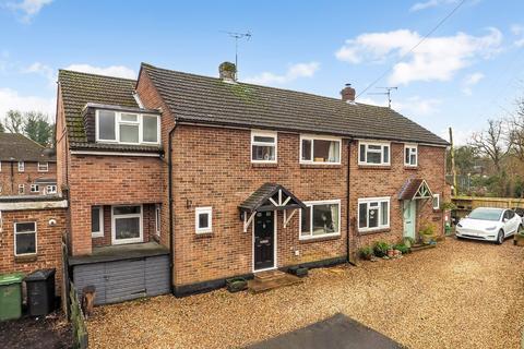 4 bedroom semi-detached house for sale, Beechwood Road, Alton, Hampshire