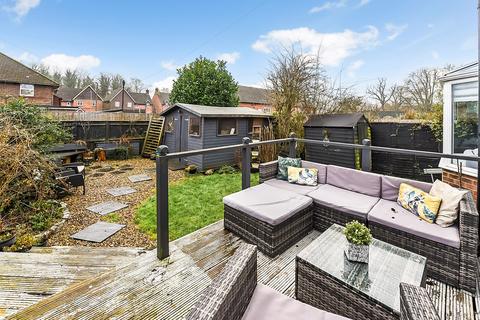 4 bedroom semi-detached house for sale, Beechwood Road, Alton, Hampshire