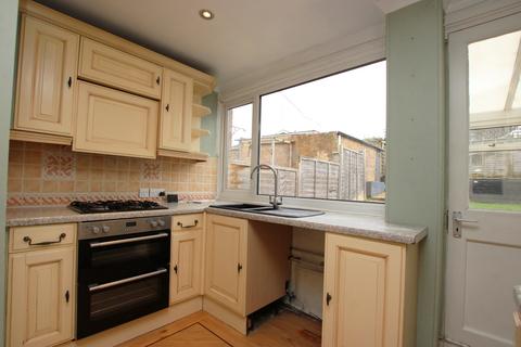 3 bedroom terraced house for sale, Severn Way, Kettering, NN16
