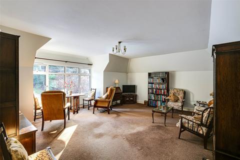 2 bedroom flat for sale, Oakhill Lodge, Church Lane, Oxted, Surrey, RH8