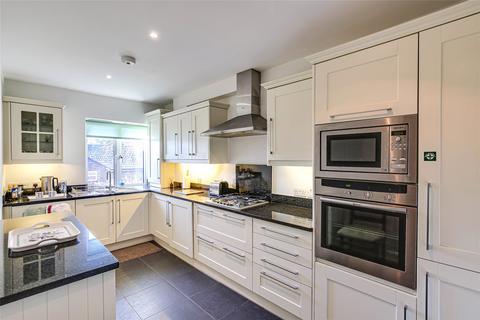 2 bedroom flat for sale, Oakhill Lodge, Church Lane, Oxted, Surrey, RH8