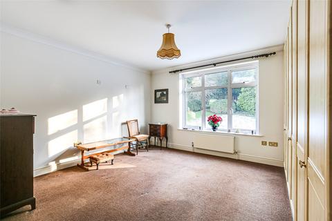 2 bedroom flat for sale, Oakhill Lodge, Church Lane, Oxted, Surrey, RH8