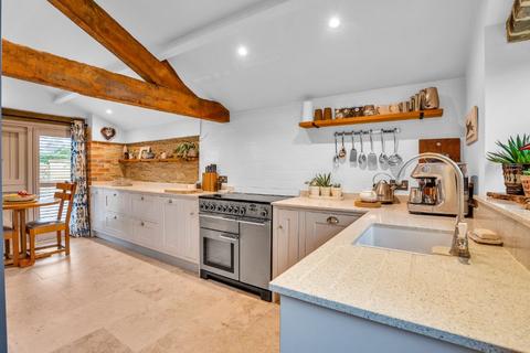 3 bedroom barn conversion for sale, Broad Street, Long Compton, Shipston-on-Stour, Warwickshire, CV36