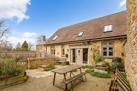 3 bedroom barn conversion for sale, Broad Street, Long Compton, Shipston-on-Stour, Warwickshire, CV36