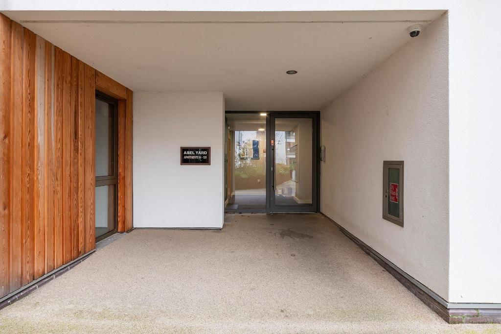 1 A0 Y5 WW - External G.jpg