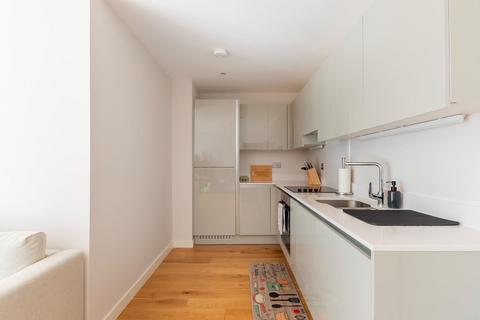 Flat 105, Abel Yard The Gateway, Bristol, BS1 6ZP