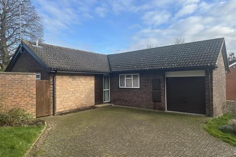 3 bedroom detached bungalow for sale, Spindle Glade, Maidstone