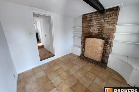 2 bedroom terraced house to rent, Palmerston Street, Romsey