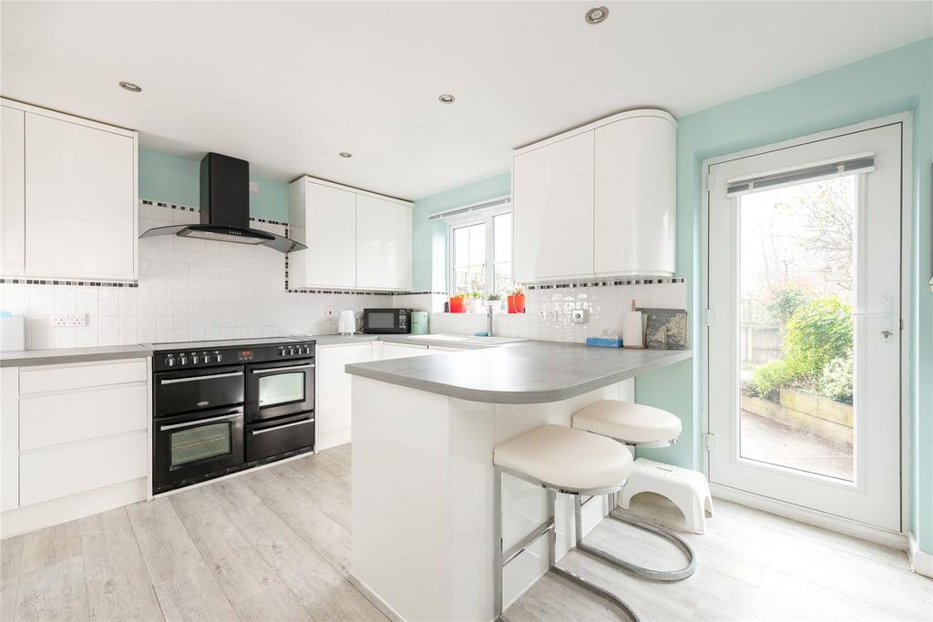 Kitchen/Breakfast Rm
