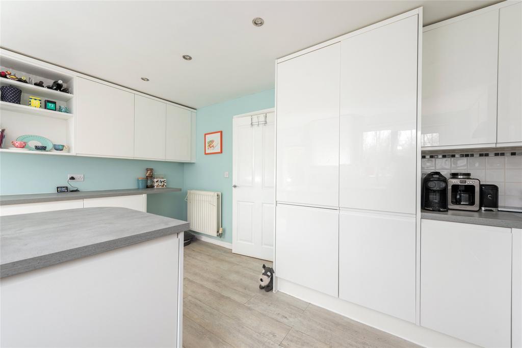 Kitchen/Breakfast Rm