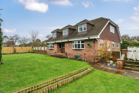 4 bedroom detached house for sale, Winchester Road, Waltham Chase, Southampton, Hampshire, SO32