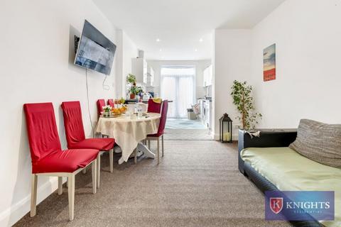 2 bedroom property for sale, Great Cambridge Road, London, N17