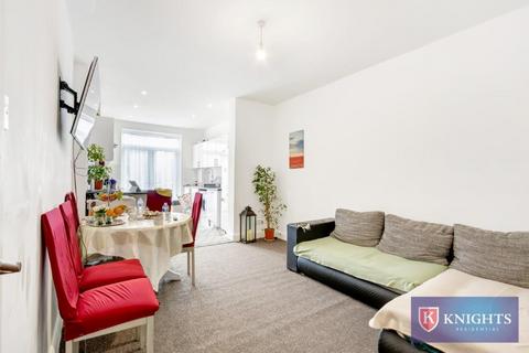 2 bedroom property for sale, Great Cambridge Road, London, N17