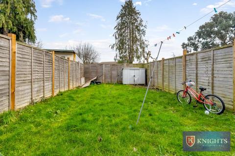 2 bedroom flat for sale, Great Cambridge Road, London, N17