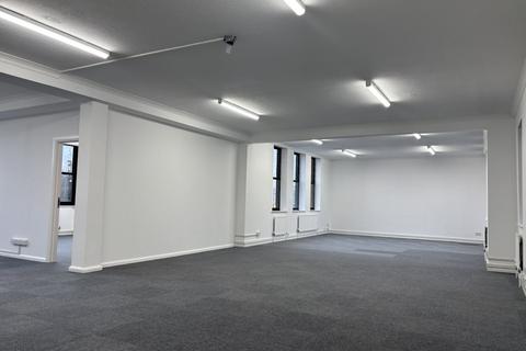 Office to rent, First Floor 3 Winchester Place, North Street, Poole, BH15 1NX