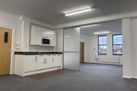 Office to rent, First Floor 3 Winchester Place, North Street, Poole, BH15 1NX