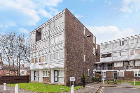 1 bedroom flat for sale, Fairlea Place, Ealing, London, W5