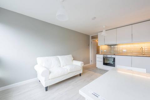 1 bedroom flat for sale, Fairlea Place, Ealing, London, W5