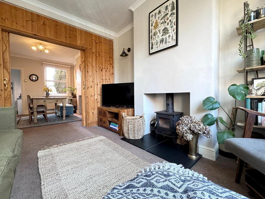 Lounge/sitting room
