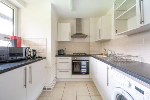 1 bedroom flat to rent, Waddington Street, Stratford, London, E15