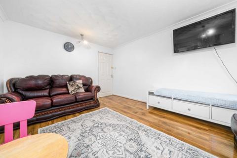 2 bedroom flat for sale, Western Avenue, Glasgow G73