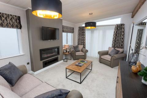 2 bedroom lodge for sale, Sirior Bach Caravan Park