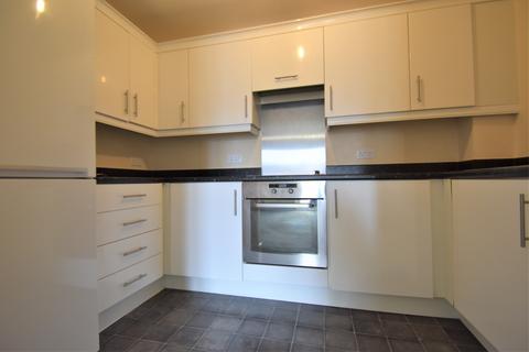 2 bedroom flat to rent, Lion Terrace, Portsmouth PO1