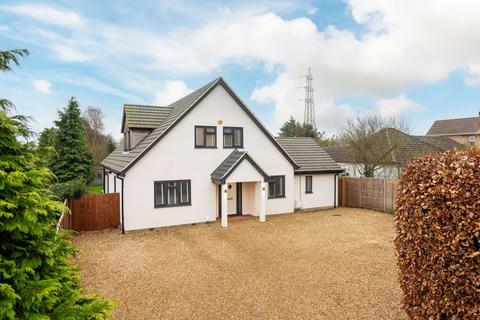 5 bedroom detached house for sale, Oakley Road, Bedford MK41